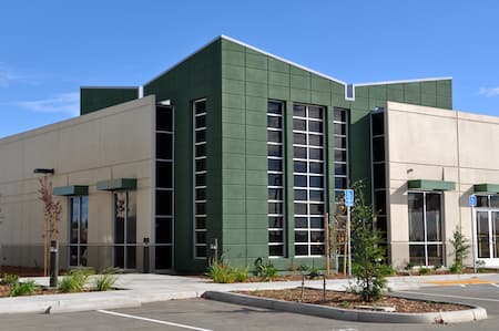 Why You Need Commercial Painting Services for Your Business